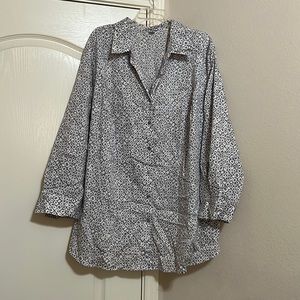 Soft by Avenue 3/4 Sleeve Button Down Top Size 30/32